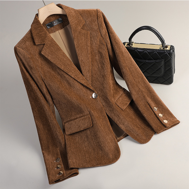 Women Formal Wear With Blazer - سترة نسائية مخملية باللون الذهبي الأصفر