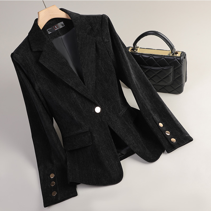 سترة نسائية مخملية باللون الذه - مراجعة Women Formal Wear With Blazer وسعره