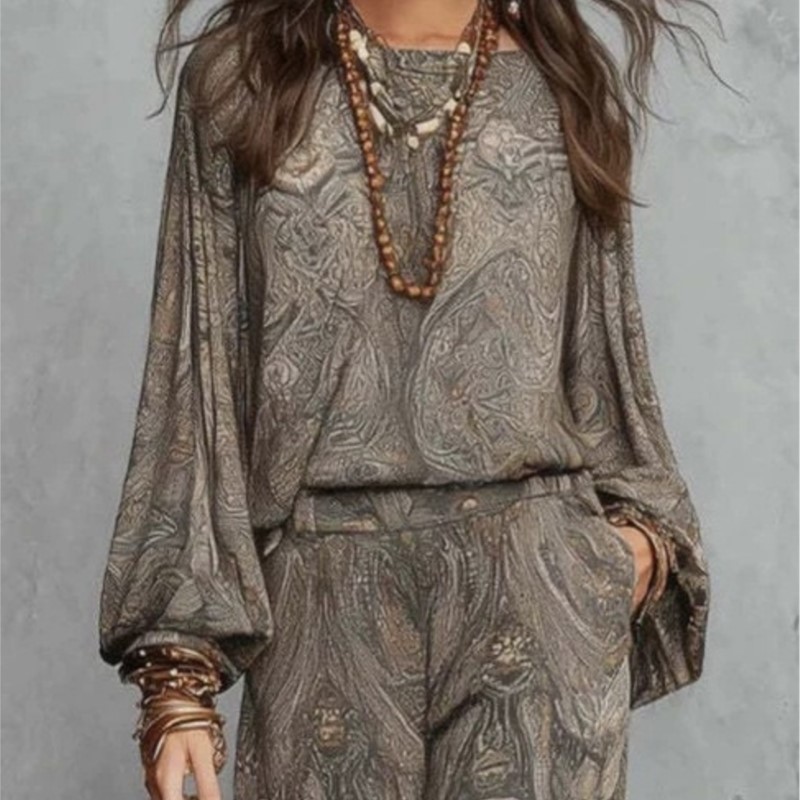 طقم نسائي من قطعتين بنقشة بيزل - مراجعة Women Formal Wear Tops وسعره